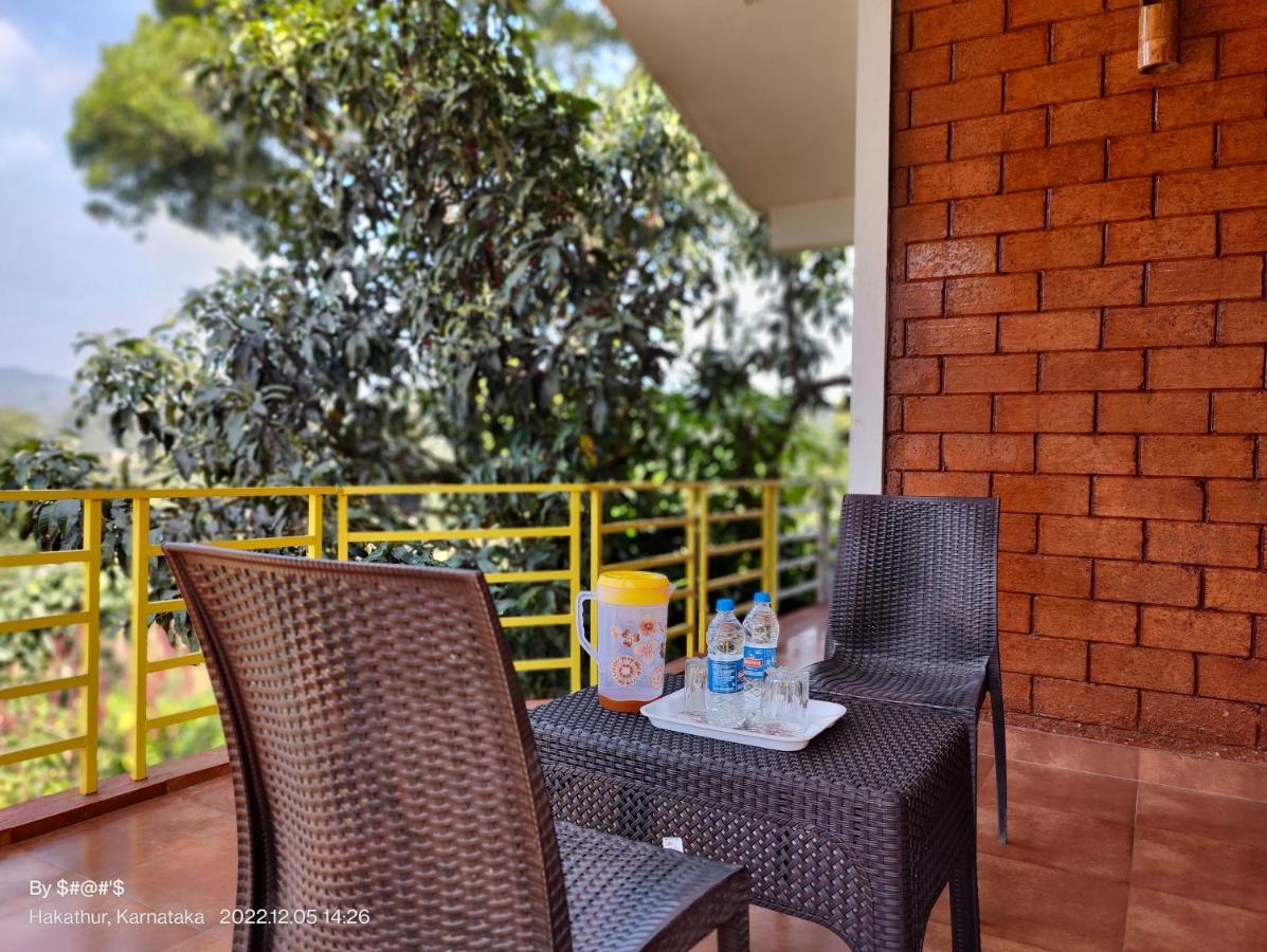 Pool Side Villa'S Of Coorg Madikeri Exterior photo