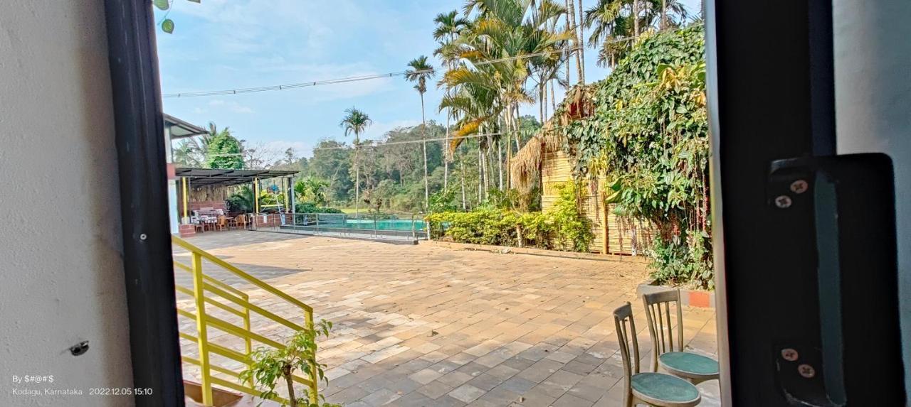 Pool Side Villa'S Of Coorg Madikeri Exterior photo