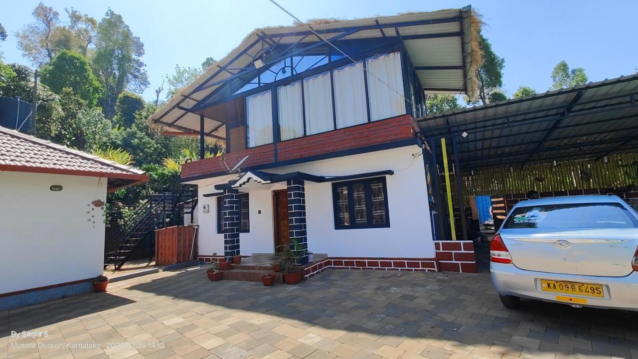 Pool Side Villa'S Of Coorg Madikeri Exterior photo